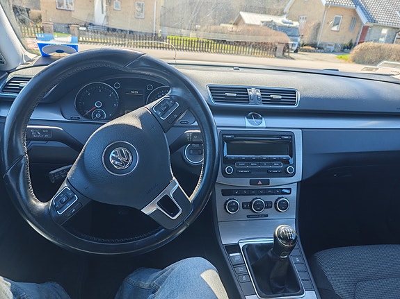 Volkswagen Passat 5 of 5