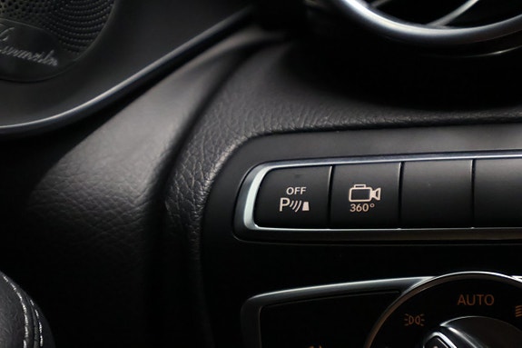 Mercedes-Benz GLC220 d 12 of 30