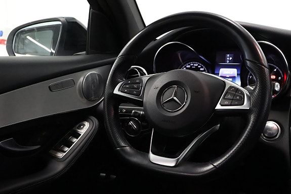 Mercedes-Benz GLC220 d 16 of 30