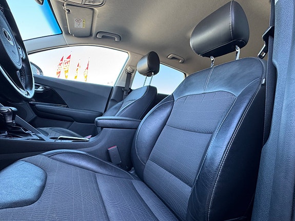 Kia Niro 4 of 17