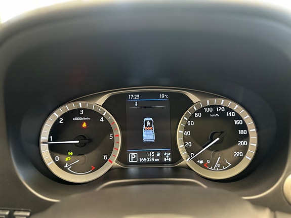 Nissan Navara 14 of 21