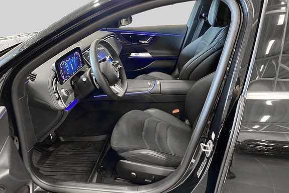 Mercedes-Benz E300 de 8 of 19