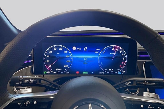 Mercedes-Benz E300 de 10 of 19