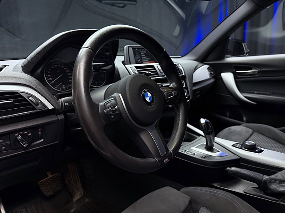 BMW 118i 13 of 30