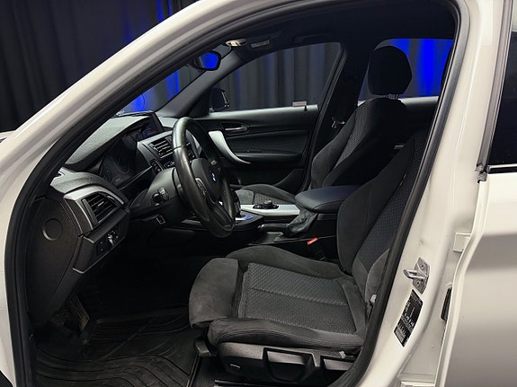 BMW 118i 12 of 30