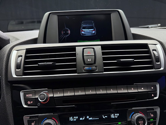 BMW 118i 28 of 30