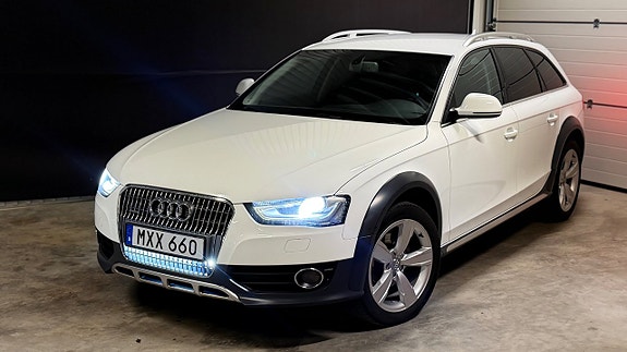 Audi A4 allroad 2 of 5