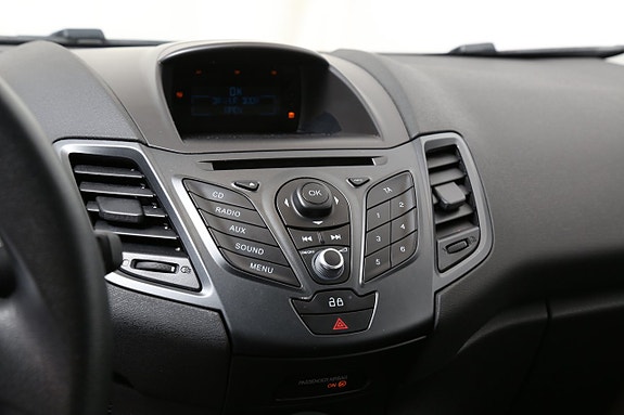 Ford Fiesta 13 of 25