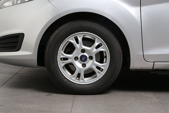 Ford Fiesta 23 of 25