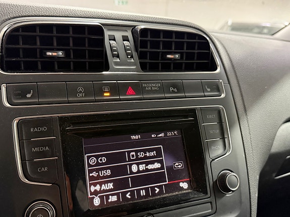 Volkswagen Polo 14 of 22