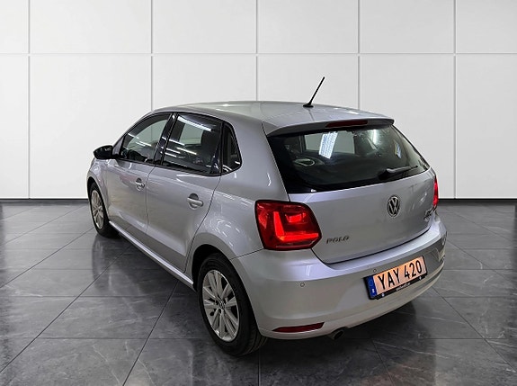 Volkswagen Polo 5 of 5