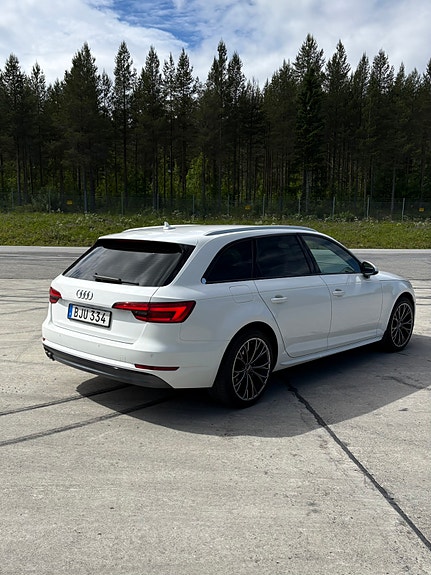 Audi A4 3 of 5