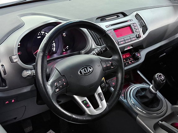 Kia Sportage 2 of 5