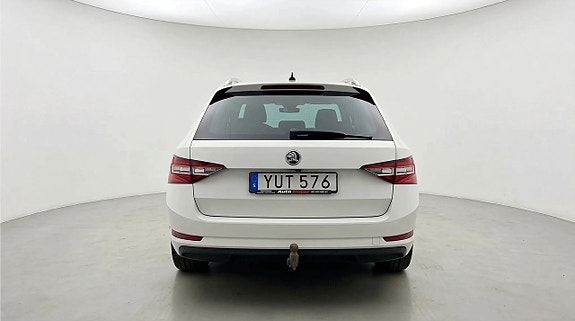 Skoda Superb 5 of 5