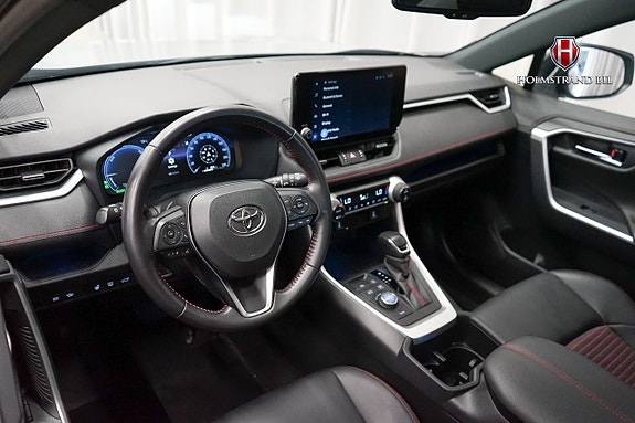 Toyota RAV4 Plug-in Hybrid 9 of 25