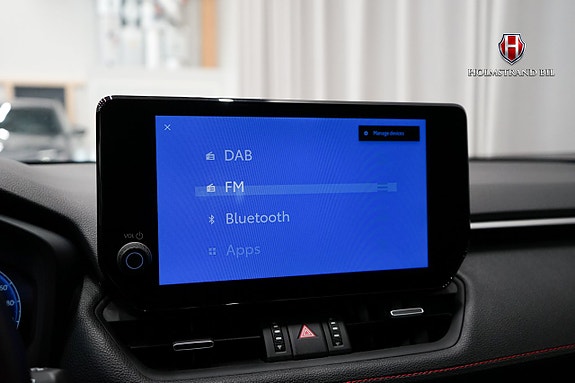 Toyota RAV4 Plug-in Hybrid 19 of 25