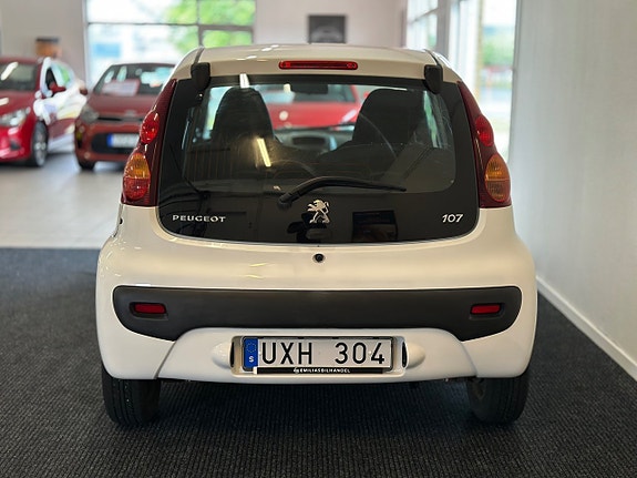Peugeot 107 3 of 5