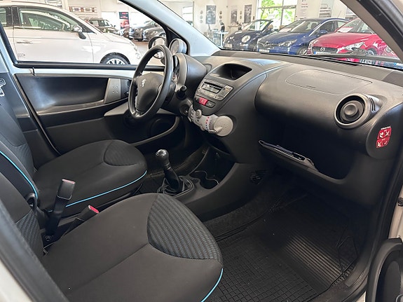 Peugeot 107 16 of 18
