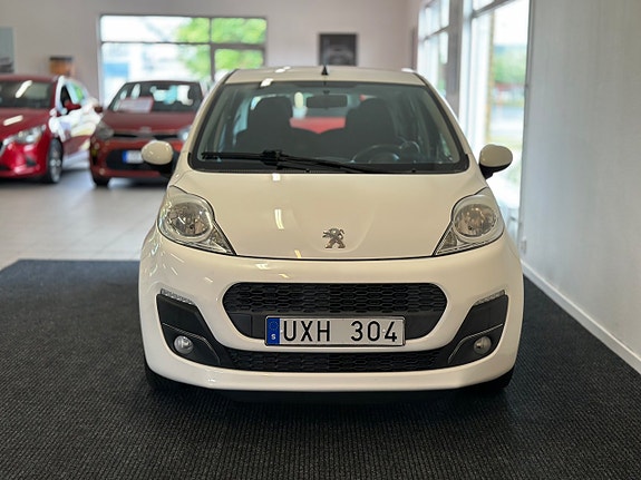 Peugeot 107 2 of 5
