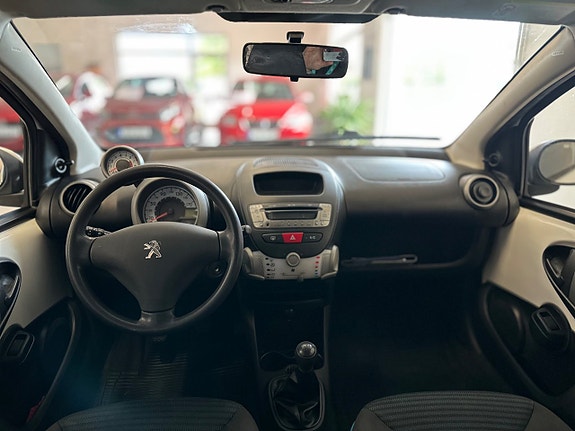 Peugeot 107 14 of 18