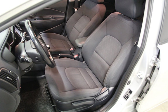 Kia Rio 15 of 19
