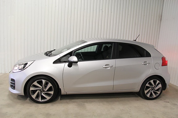 Kia Rio 2 of 5