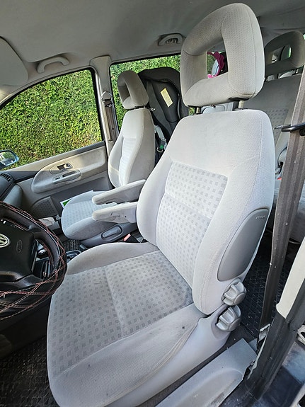 Volkswagen Sharan 4 of 5