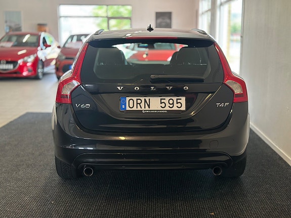 Volvo V60 3 of 21