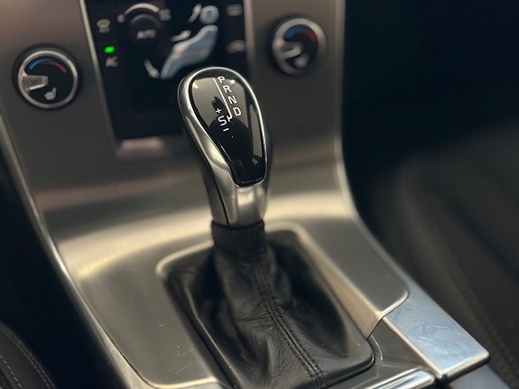 Volvo V60 12 of 21