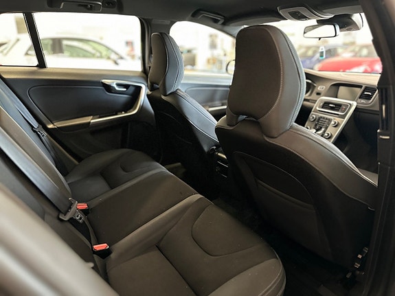 Volvo V60 21 of 21