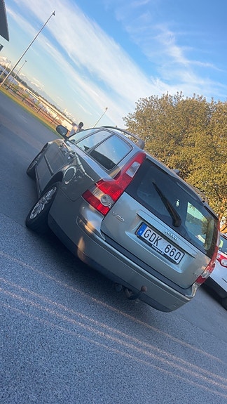 Volvo V50 2 of 5