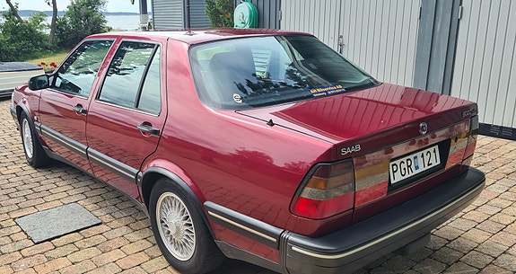 Saab 9000 2 of 5