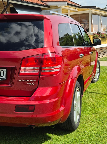 Dodge Journey 3 of 5