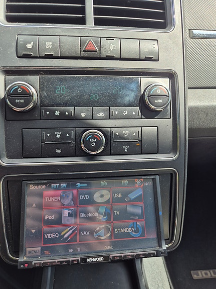 Dodge Journey 12 of 30