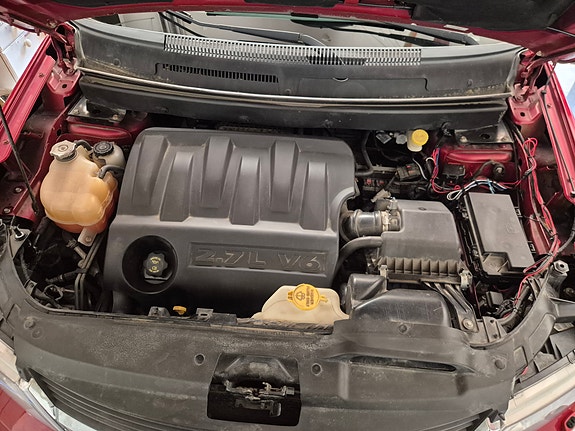 Dodge Journey 18 of 30