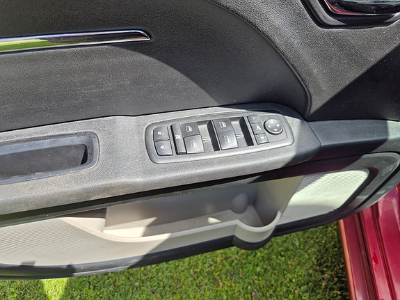 Dodge Journey 29 of 30
