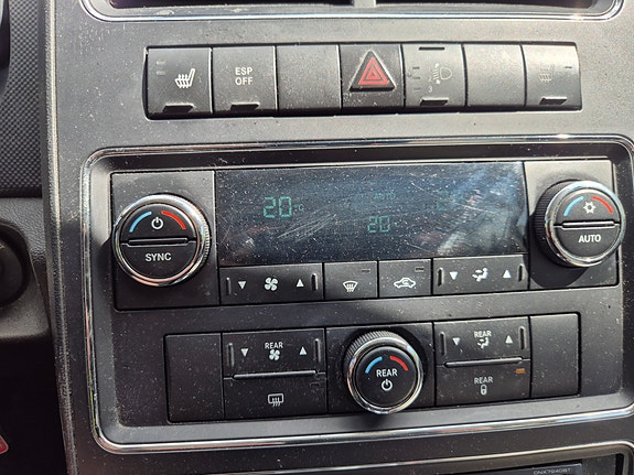 Dodge Journey 13 of 30