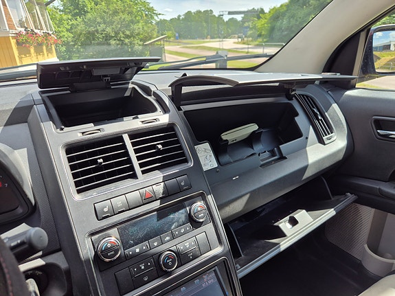 Dodge Journey 14 of 30