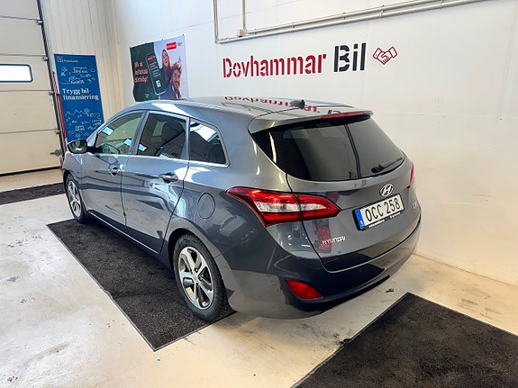 Hyundai i30 4 of 5