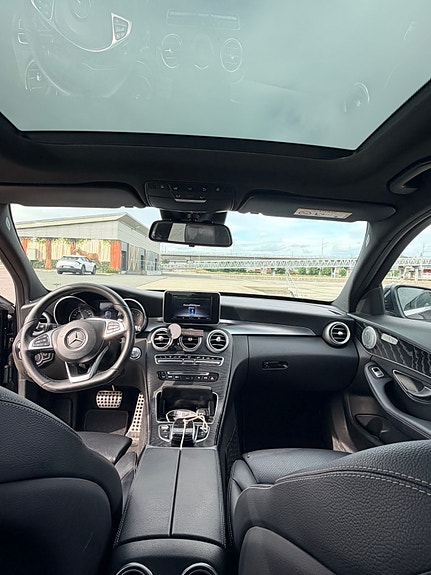 Mercedes-Benz C220 7 of 9