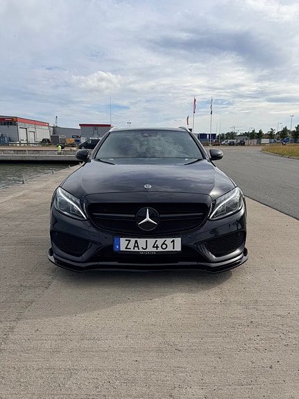 Mercedes-Benz C220 4 of 9