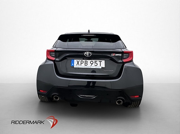 Toyota Yaris 6 of 28
