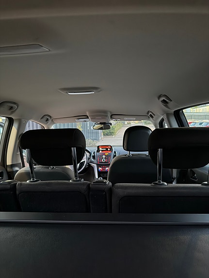 Opel Zafira Tourer 7 of 8