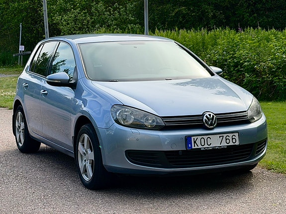 Volkswagen Golf VI 2 of 9