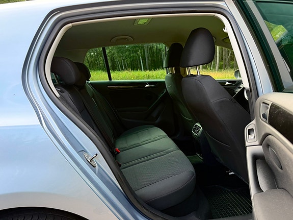 Volkswagen Golf VI 9 of 9