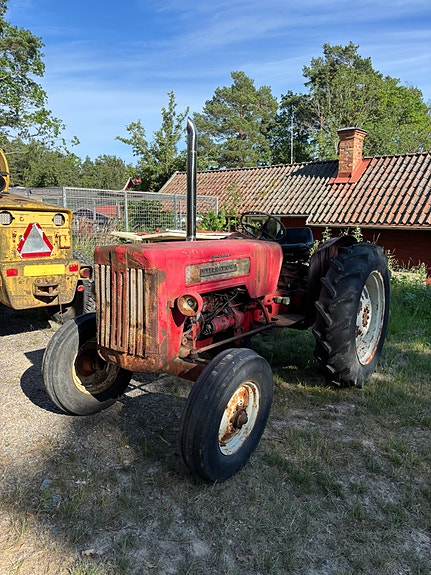 International 414 2 of 4
