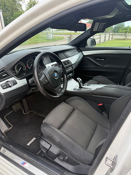 BMW 520d 4 of 4