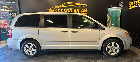 Dodge Grand Caravan 13 of 25