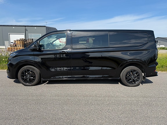 Ford Transit Custom 4 of 4