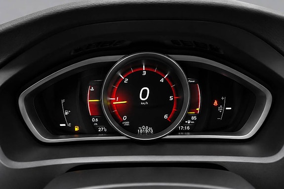 Volvo V40 14 of 17